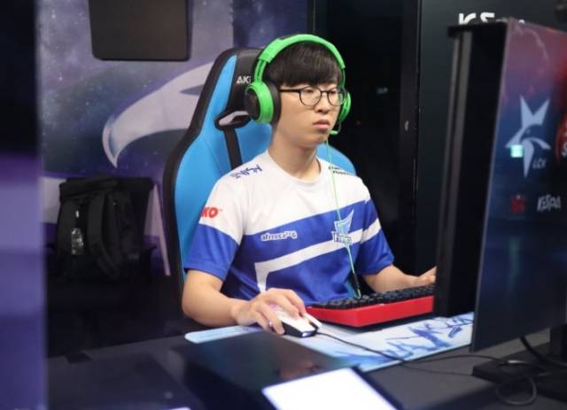 层面上的皇 层面上的皇