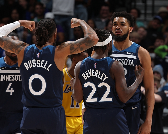 在强强对话 在强强对话